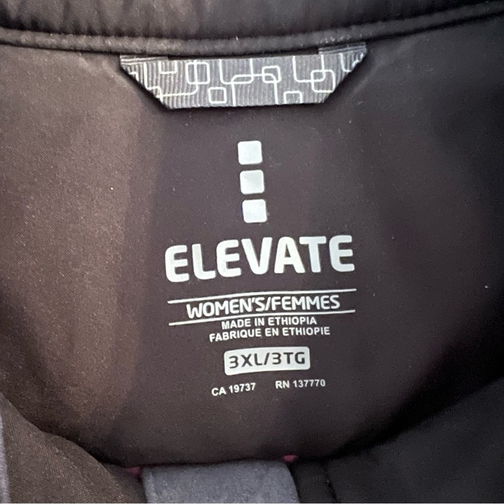 Waterproof Softshell Vest - Picture 6 of 8